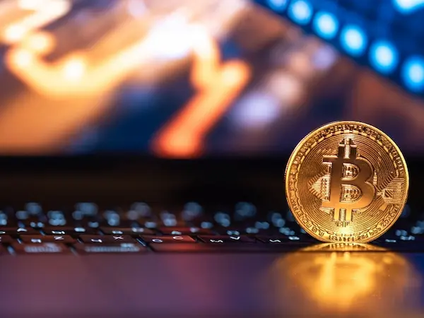 What Is a Crypto Payment Gateway for Travel Websites?